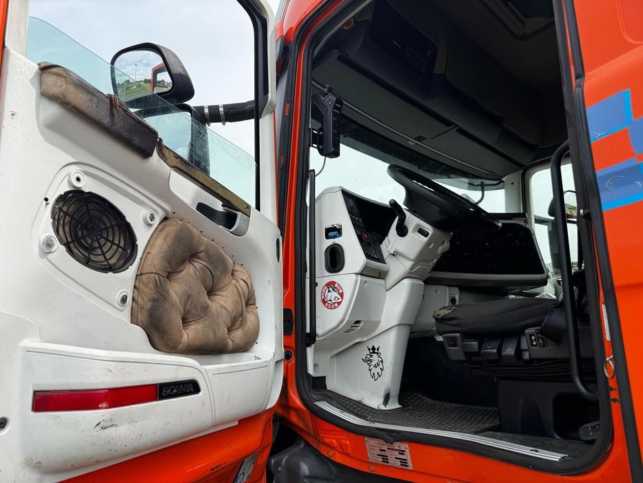 Scania R410 Grua Hiab 211 .2017