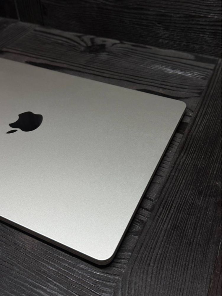 Macbook Air 15’ 2023 m2 як новий