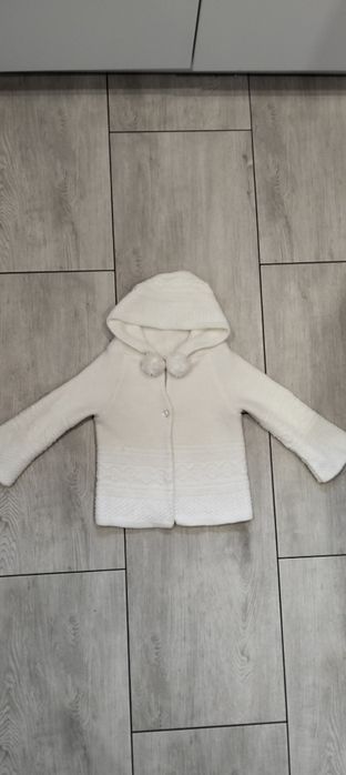 Sweterek rozmiar 104