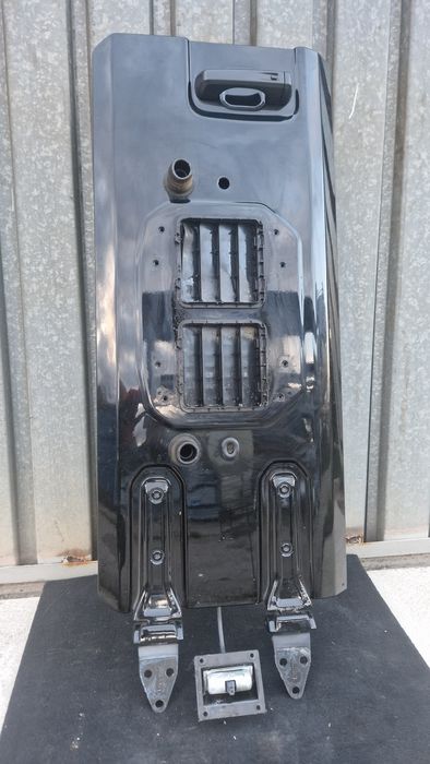 Klap Drzwi Tył Bagażnika Jeep Wrangler JL Rubicon Sahara Sport