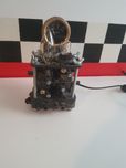 Lampa wykonana z gażnika ciężarówki