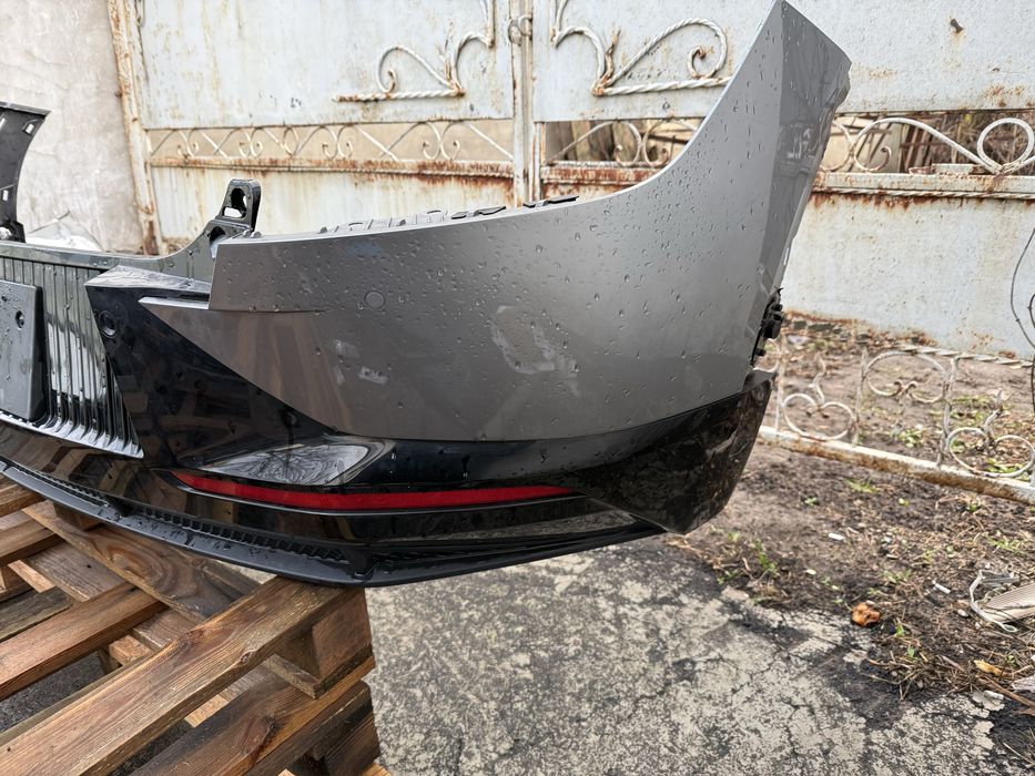 Продам бампер задній KIA EV6 , комплектний