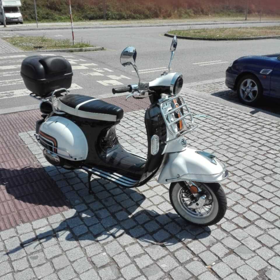 Vendo mota ZNEN VBB vespa 125cc