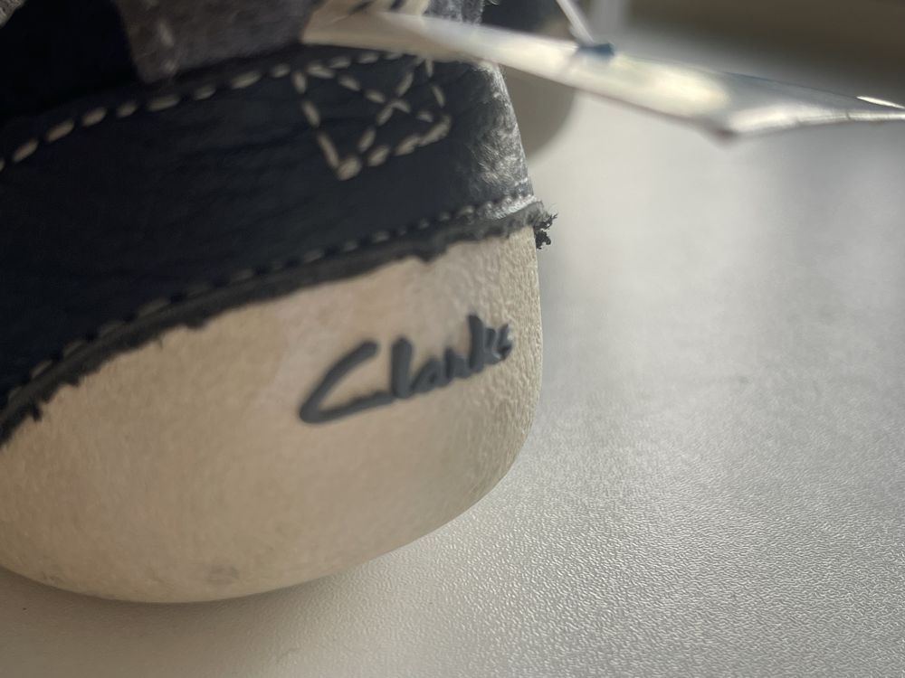 Clarks. Дитяче взуття. Розмір 20.5