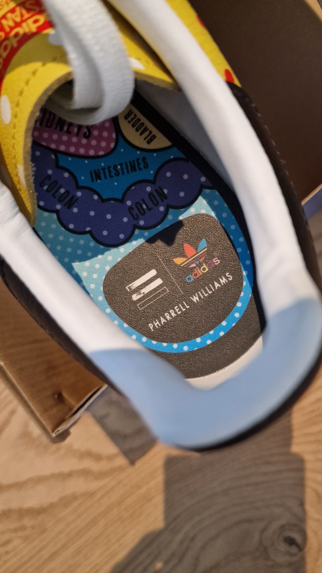 Adidas Stan Smith Pharell Williams 44 nowe żółte czerwone