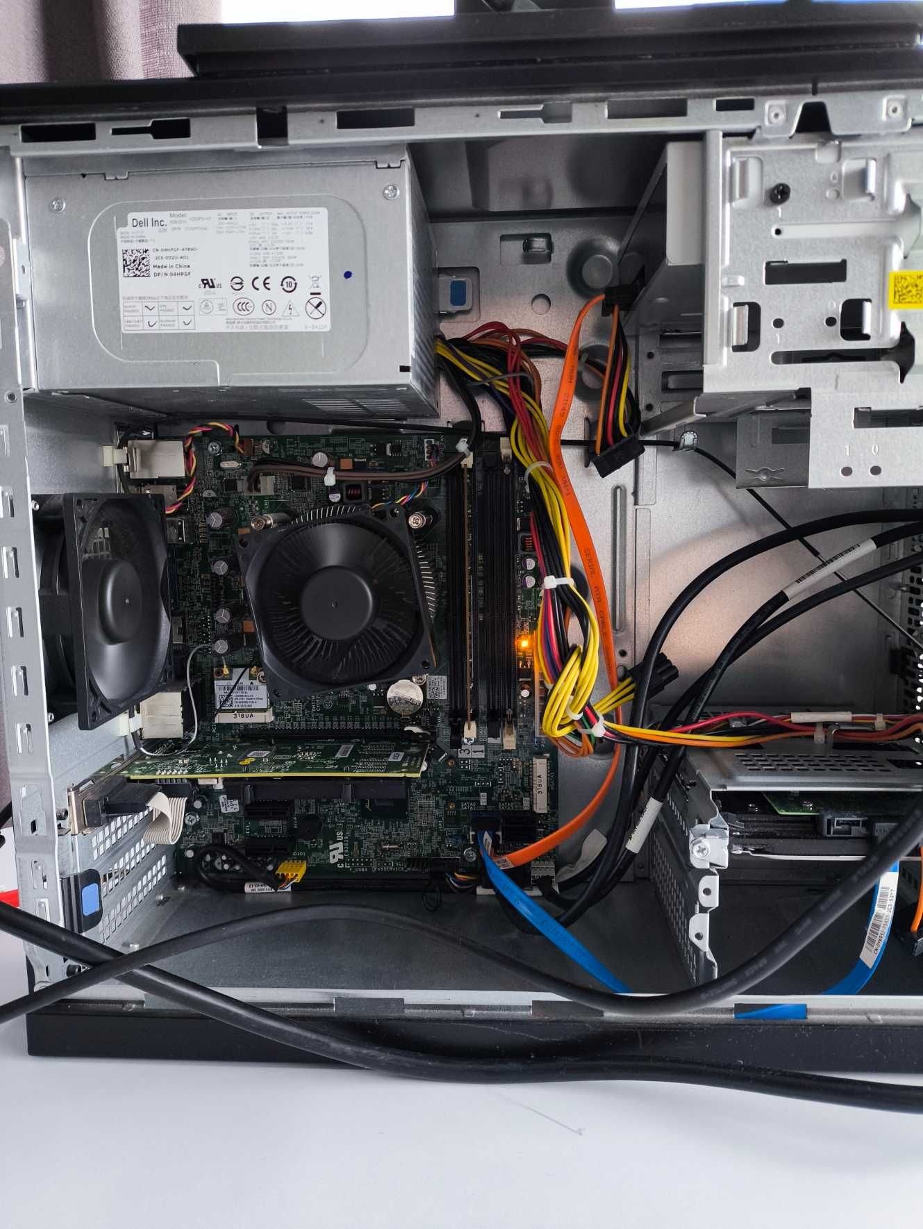 Dell Vostro 470 wifi, i5, ddr3