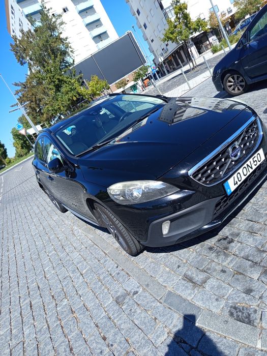 Volvo v40 bem estimado