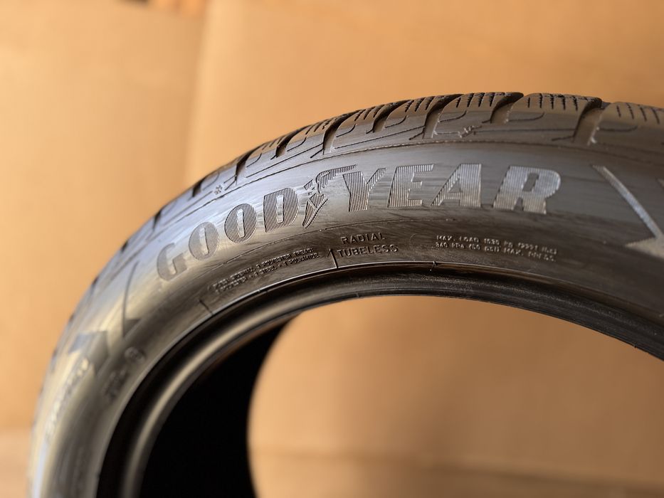 Opony Zimowe 225/50/20 4x GoodYear Ultra Grip Performance