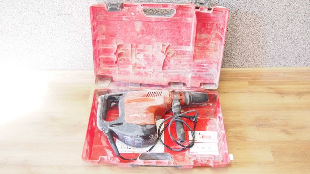 Młot wyburzeniowy Hilti TE 70-ATC 11,1 J 1800 W