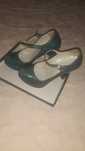 Sapatos salto alto em pele