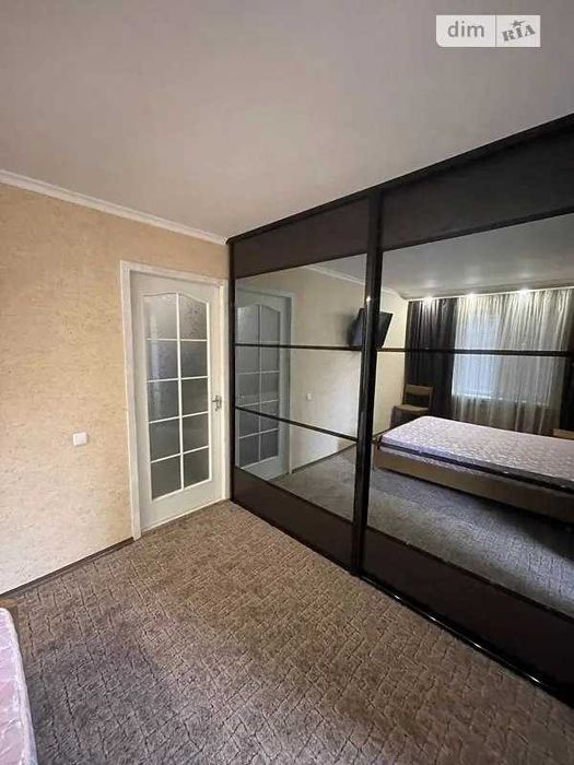 Надаємо безкоштовне житло з наданням роботи