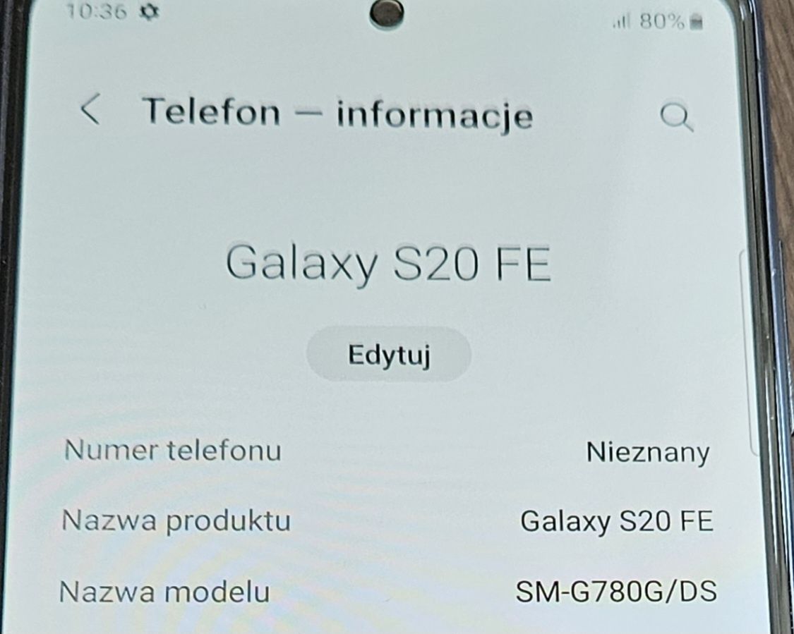 Samsung S20 FE 6/128 snapdragon 2022 etui i szkło Spigen