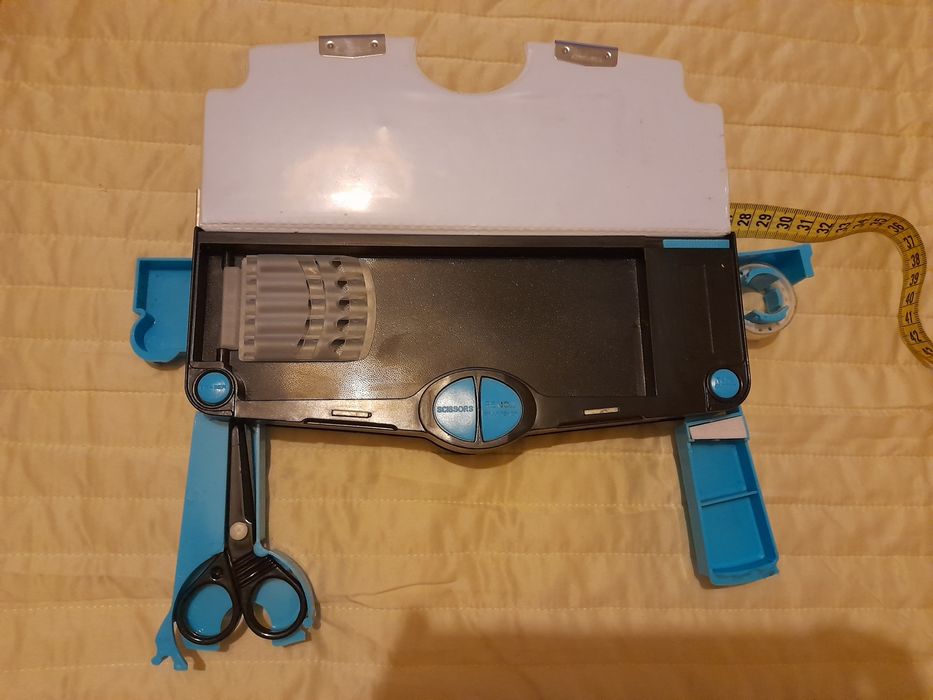 Estojo Toy Story Disney Pixar pizza Planet Novo