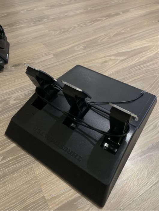Игровой руль Thrusrmaster T300RS Ferrari Alcantara PS3/PS4/PS5/PC