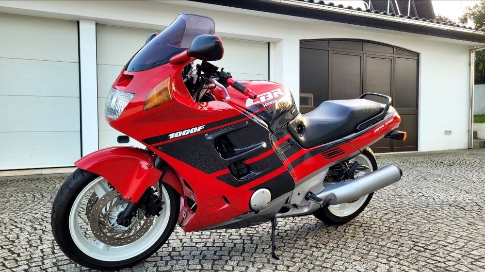Honda CBR 1000 F 1990