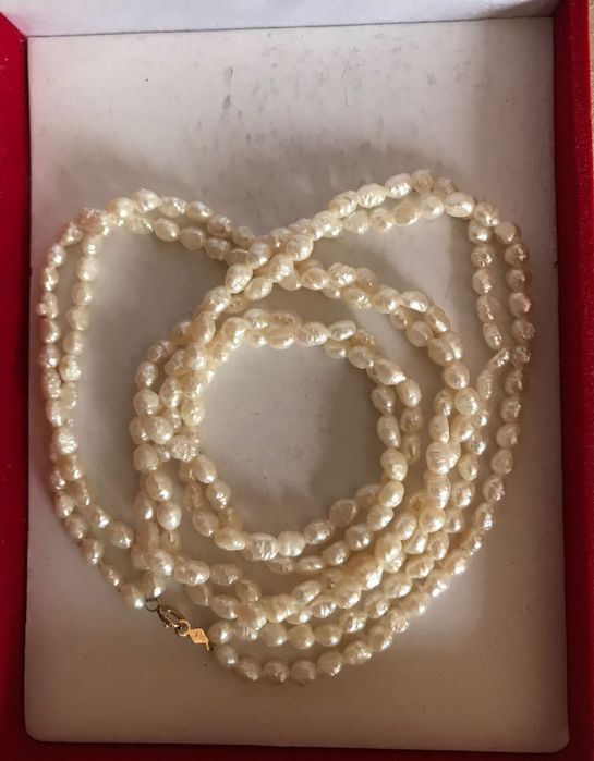 Намисто з річкових перлів