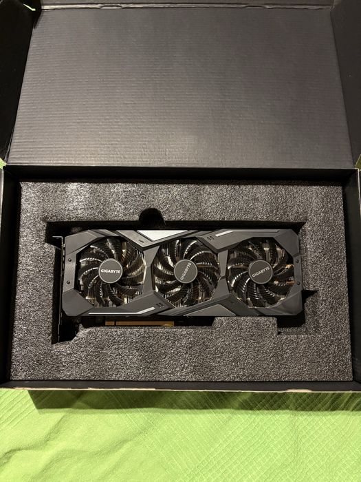 Karta graficzna Gigabyte GeForce RTX 2070 WINDFORCE 3X 8G