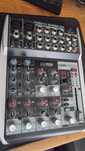 Аналоговый микшерный пульт Behringer xenyx qx1002sfx