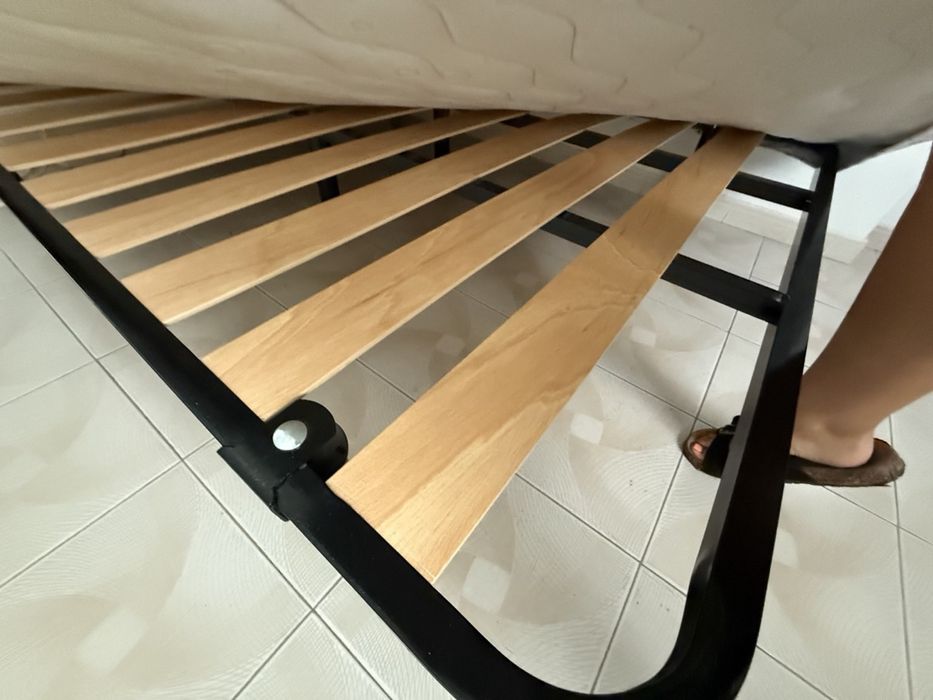 Cama de casal, colchão alto 150х200х20