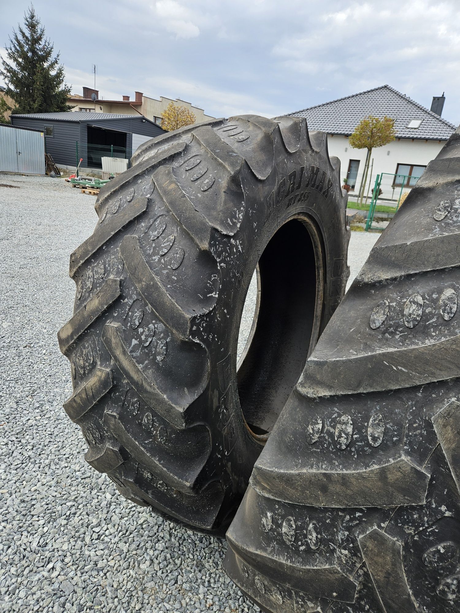 Opony opona BKT RT 855  520/85R38. 20.8R38