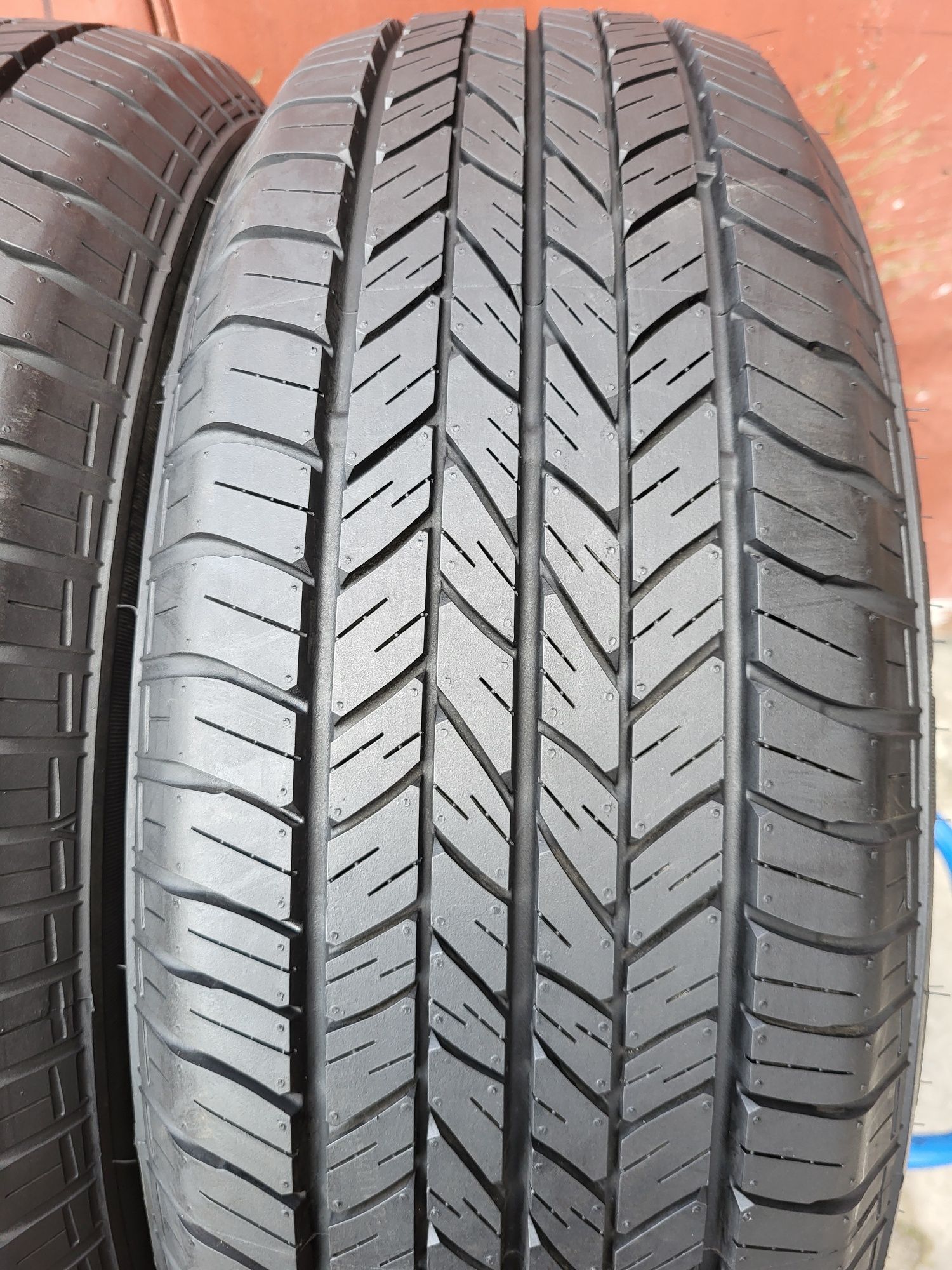 225/65/18 R18 Dunlop Gradtrek ST20 2шт ціна за 1шт шини