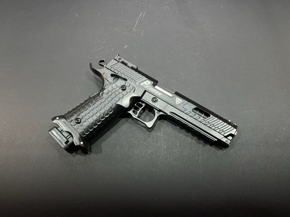 Топовий металевий пістолет JW3 TTi master - модель С312 іграшка