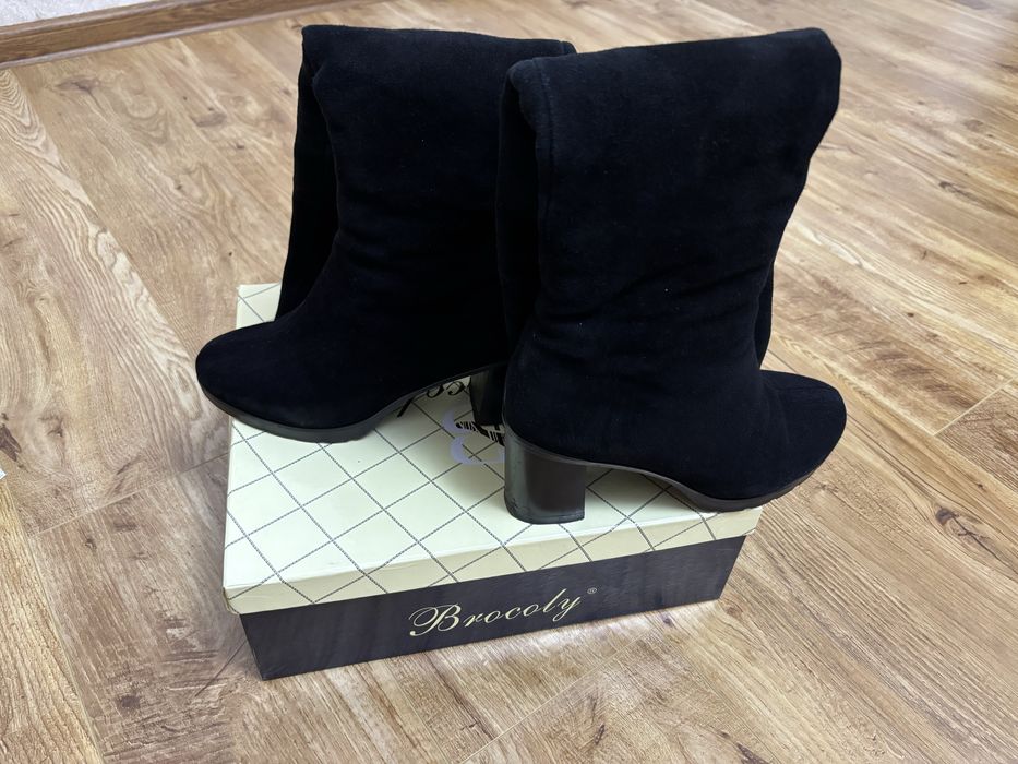 Ботфорти замшеві BROCOLI