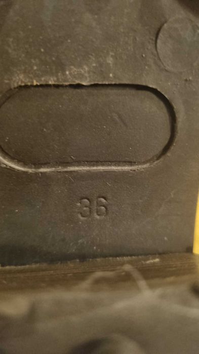 Botins tacao alto castanhas