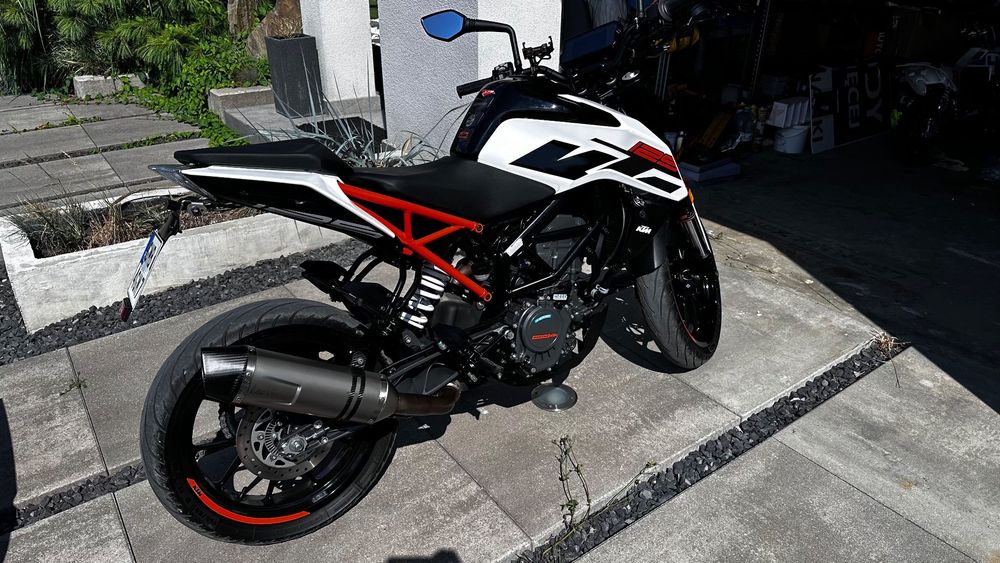 KTM Duke 125 Oryginalny , bezwypadkowy , igła .