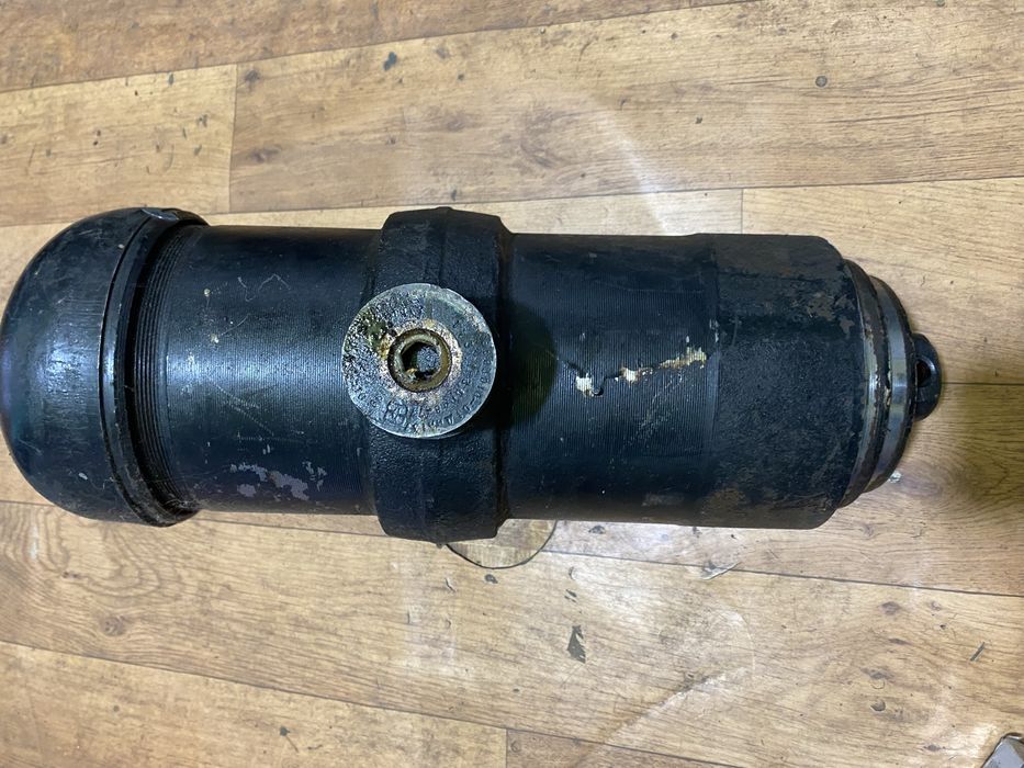 Гидроцилиндр 2х штоковый