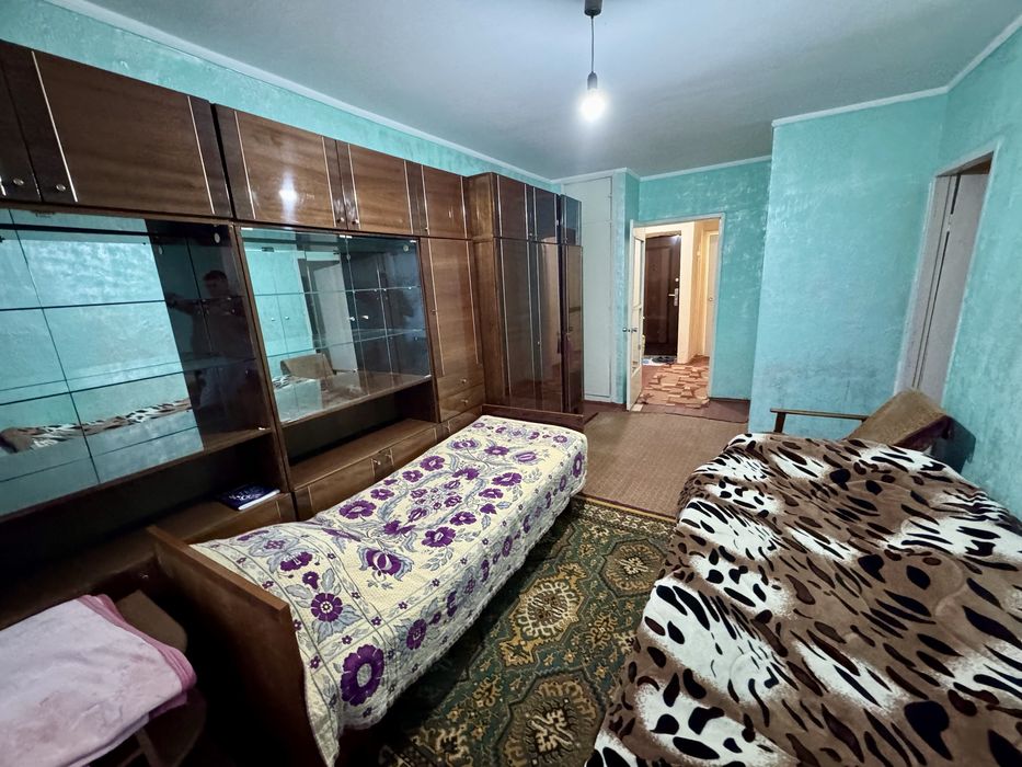 2-х кімн. квартира, вул. Небесної Сотні (Формаркет)