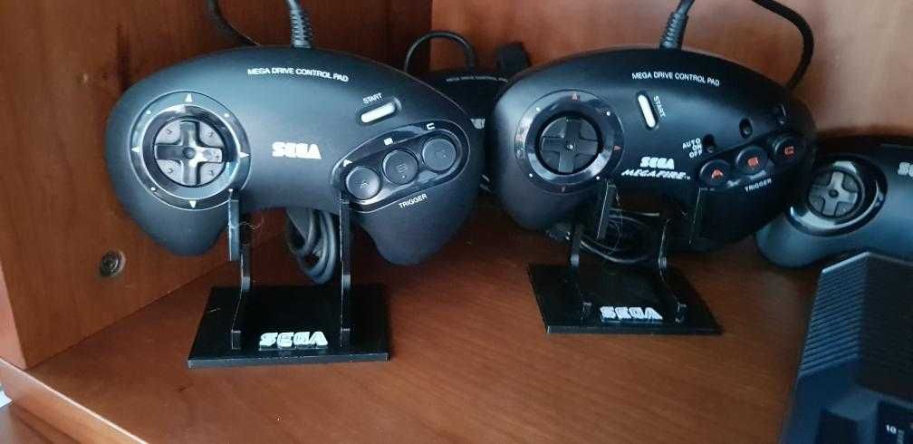 Suportes impressos em 3D Comandos PS, XBOX, Sega, Nintendo