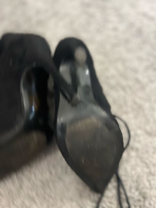 Czarne botki/sandałki na szpilce z wiązaniem – r. 36