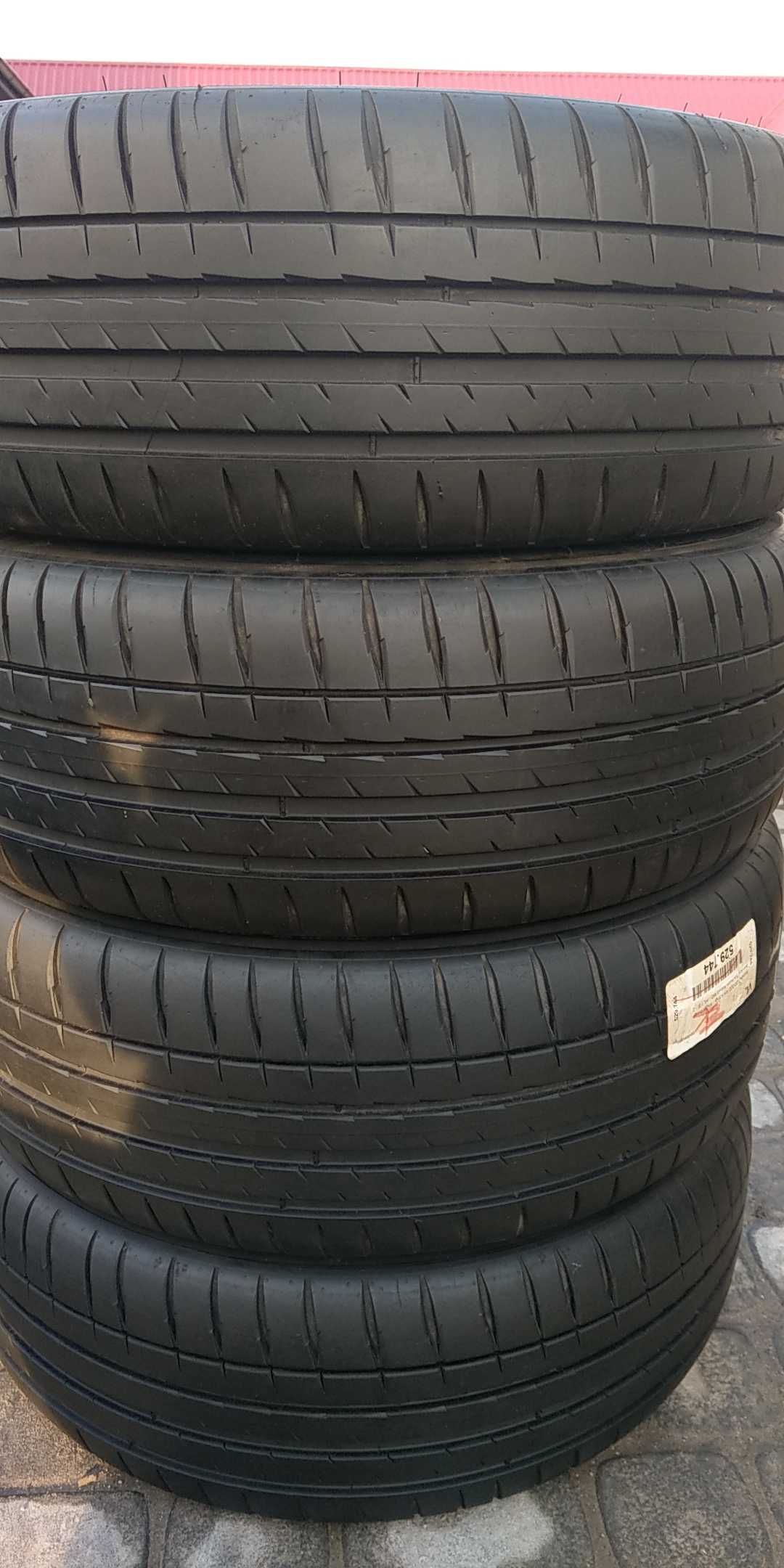 Шини літні Michelin як нові 225/45 R19 7мм колеса резина гума