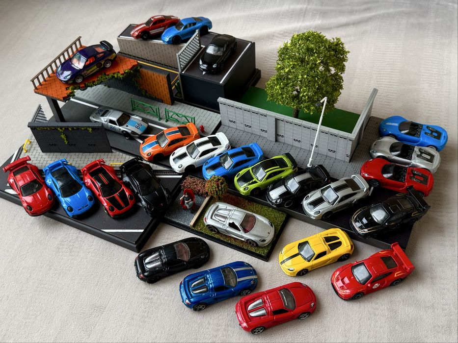 Hot Wheels Porsche, Audi, BMW, Mercedes, Aston, Pontiac, Volvo, Fiat