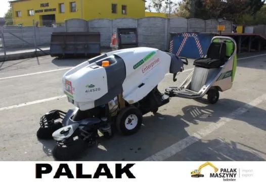 Zamiatarka  Green Machines 414  samojezdna , 2011 rok  Green Machines 414