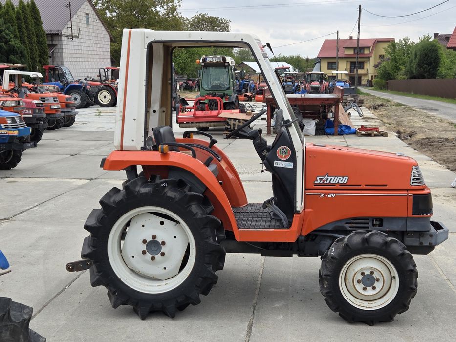 Traktorek japoński Kubota Saturn X24 wspomaganie 4x4 24km