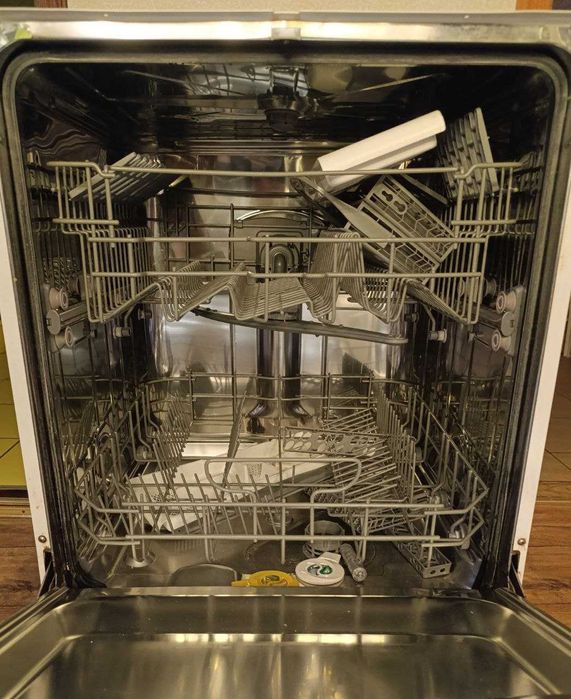 Продаю Посудомийка б/у