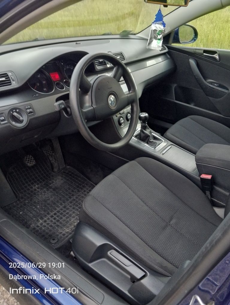 VW PASSAT b6  1.9 TDI  2006r