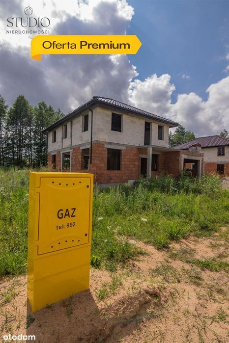 Dom wolnostojący w Zalesianach