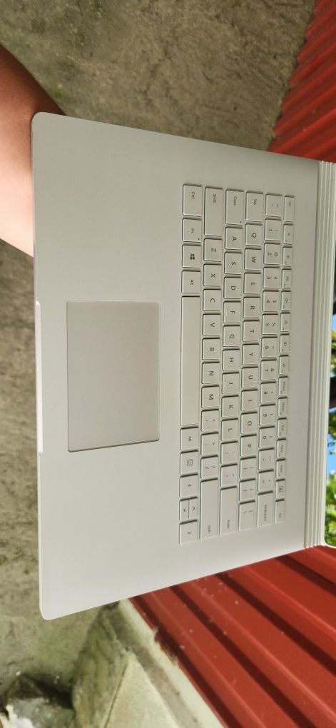 Ігровий ноутбук Surface book 2 (15 дюймів) 16/238 гб  Nvidia gtx 1060