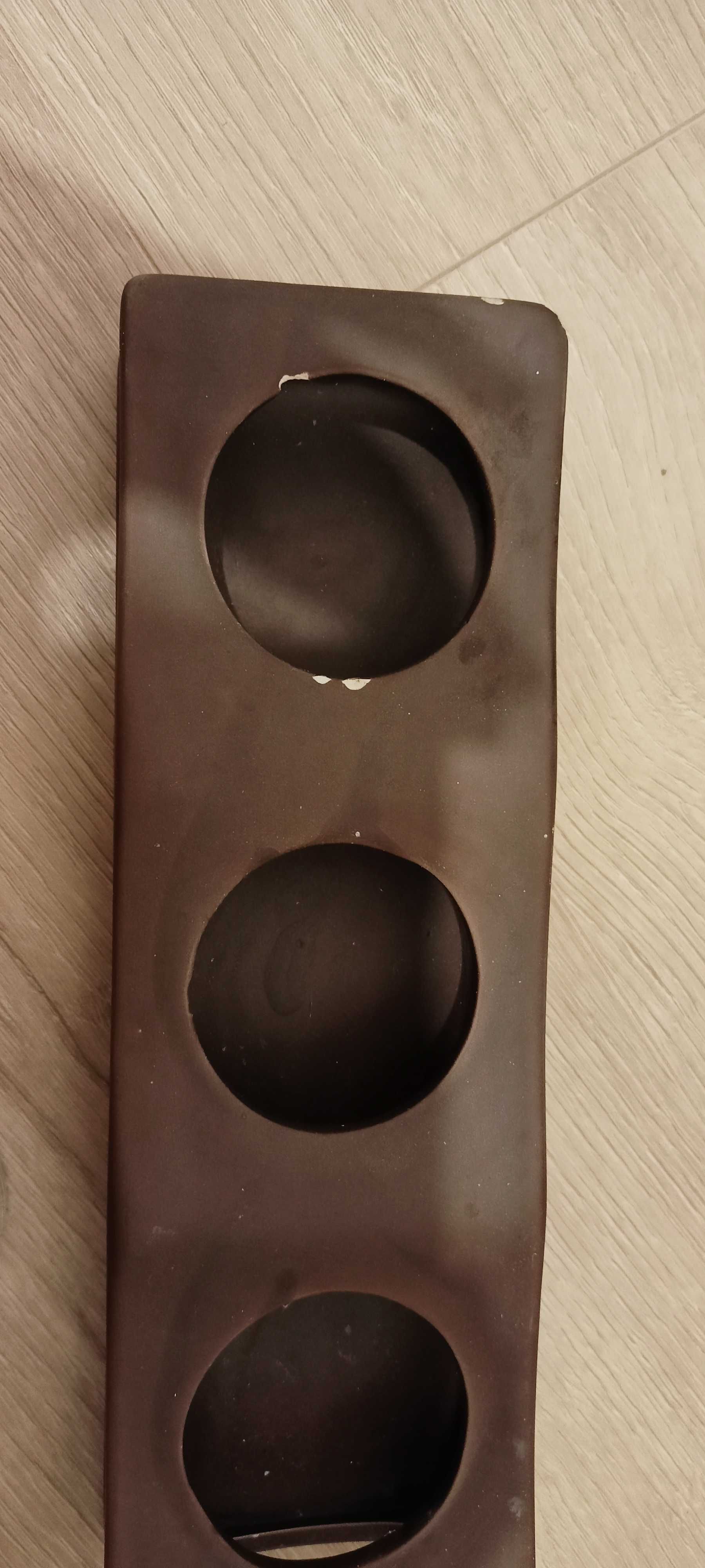 Świecznik ceramiczny brązowy na trzy świeczki