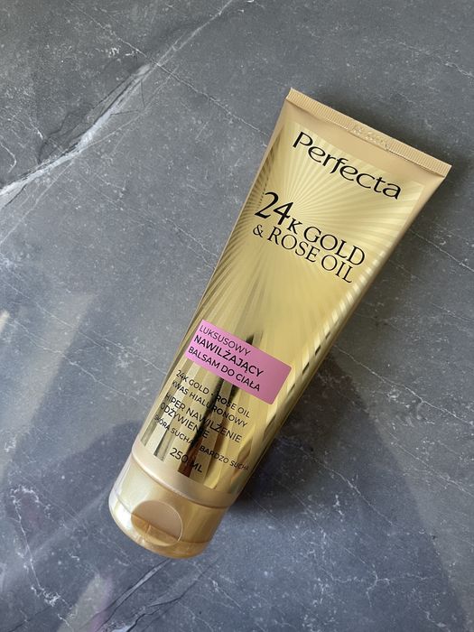 Perfecta  nawilzajacy balsam do ciała 24k gold & rose oil nowy