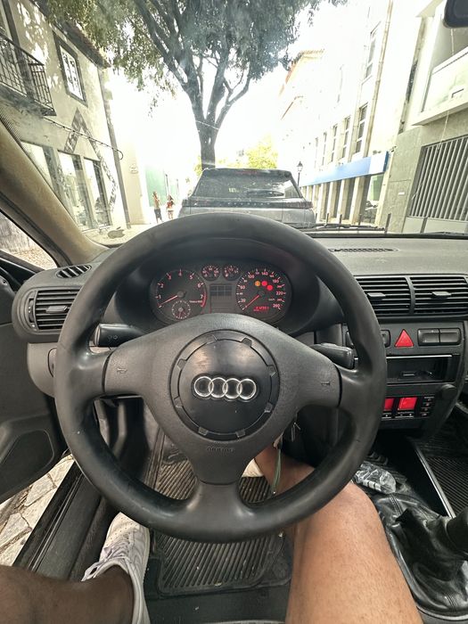 Audi A3 gasolina 1.6 teto solar