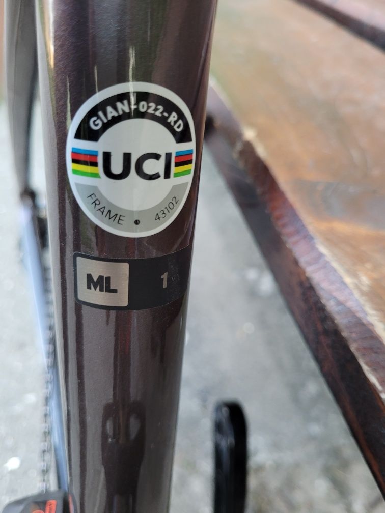 Giant Defy Advanced 1 2023 ML 105 di2