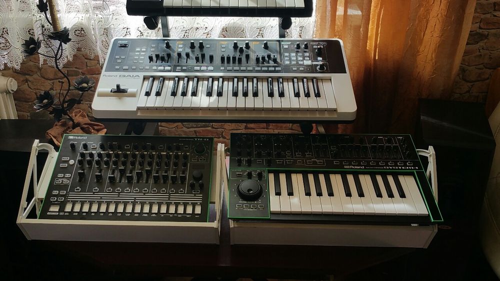 Stand stojak podstawka pod Roland Aira korg volca i inne