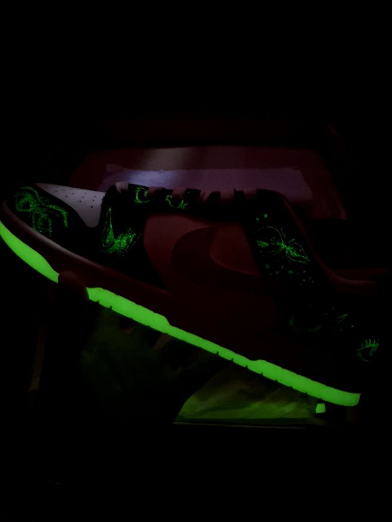 Nike Dunk low PRM halloween