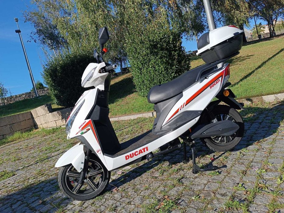 Scooter Elétrica Elétrica NEOVOLT Pulse (SEM CARTA)