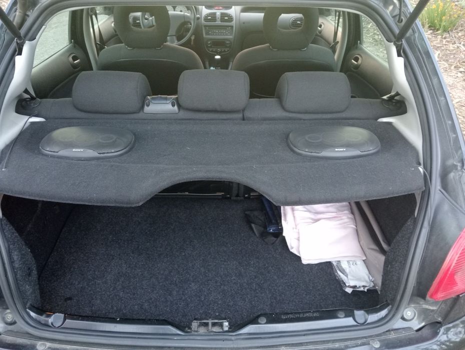 Peugeot 206 Black & Silver