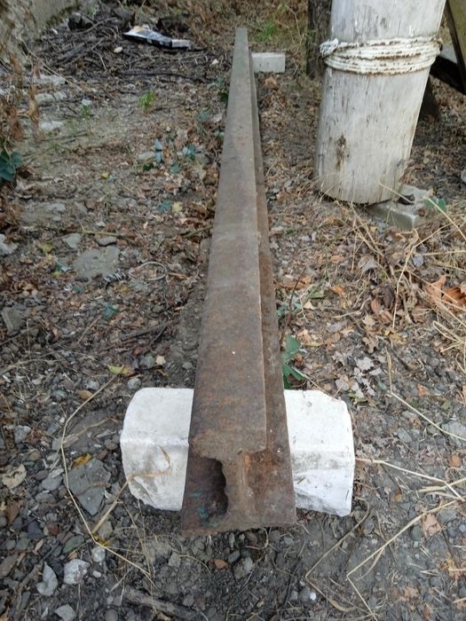 Продам рельсу 3метра